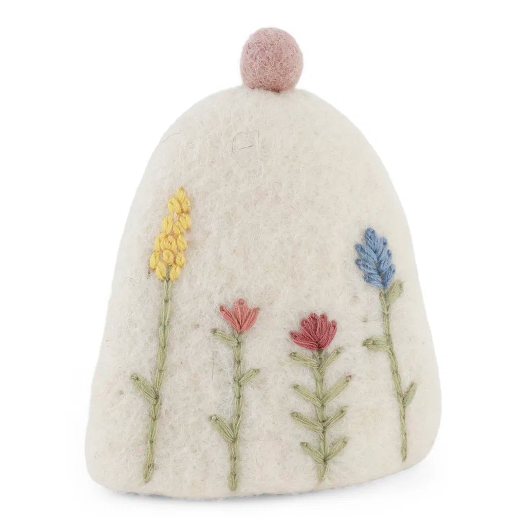 Egg Warmer White – Embroidered
