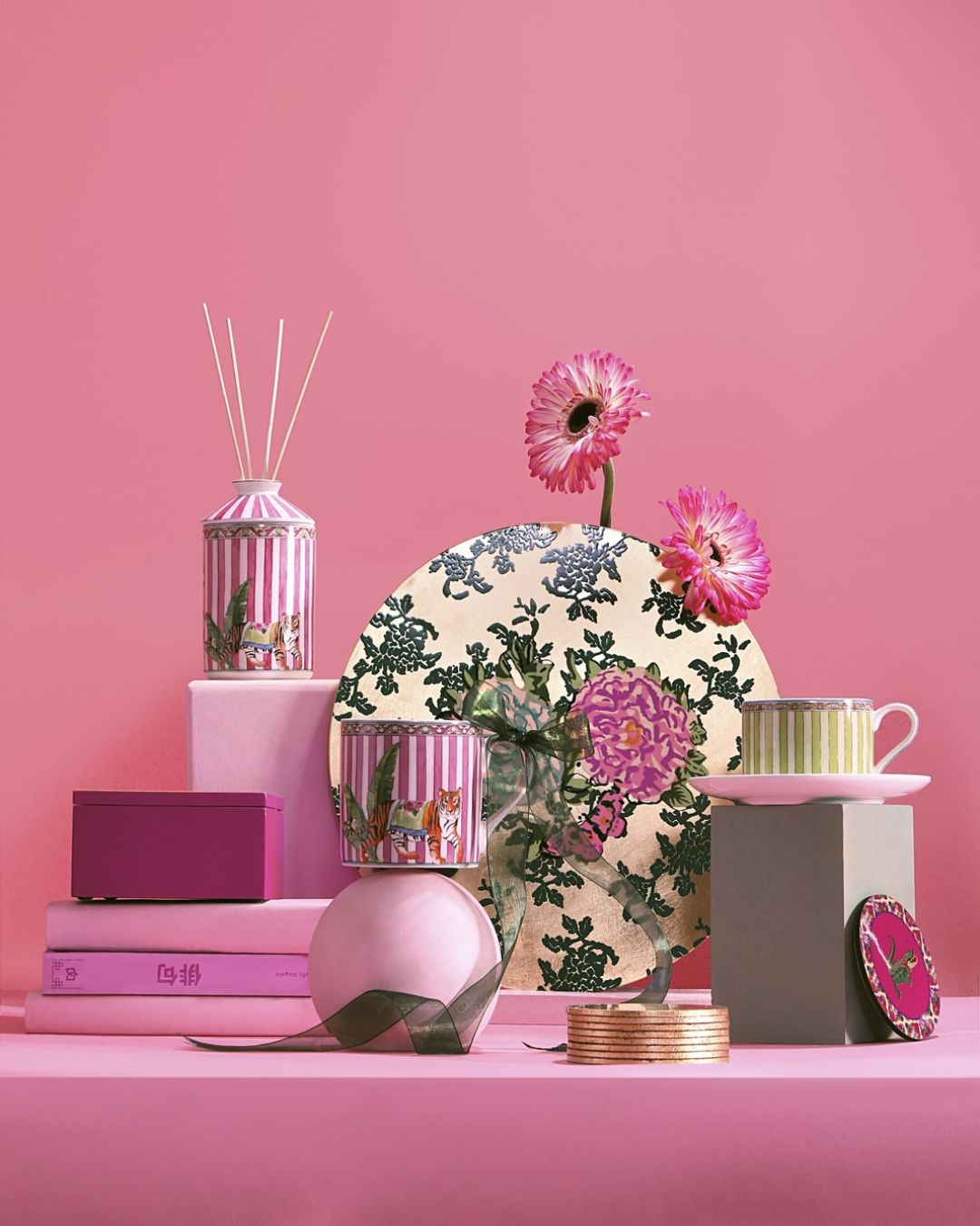 Sariska - Set van 2 Porseleinen Theekopjes met onderbordjes