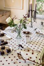 Tafellaken Paulette Brown met bruine polkadots