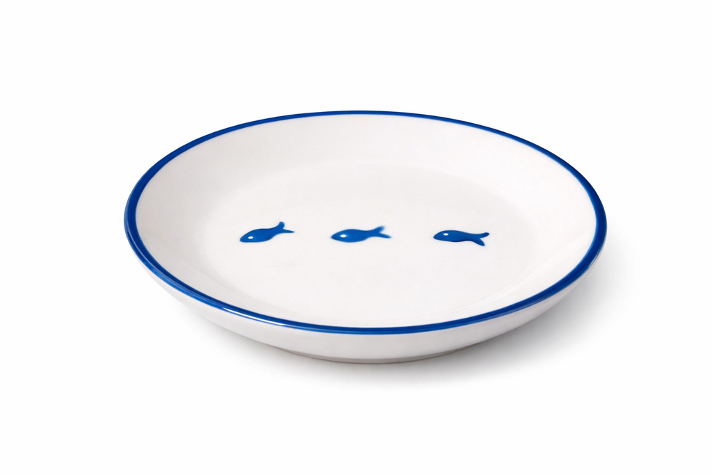 Plate – Blue Fish Motif (Ø 13 cm)