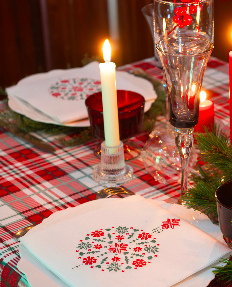 Papieren tafellaken - Schotse ruit - 160 x 240 cm