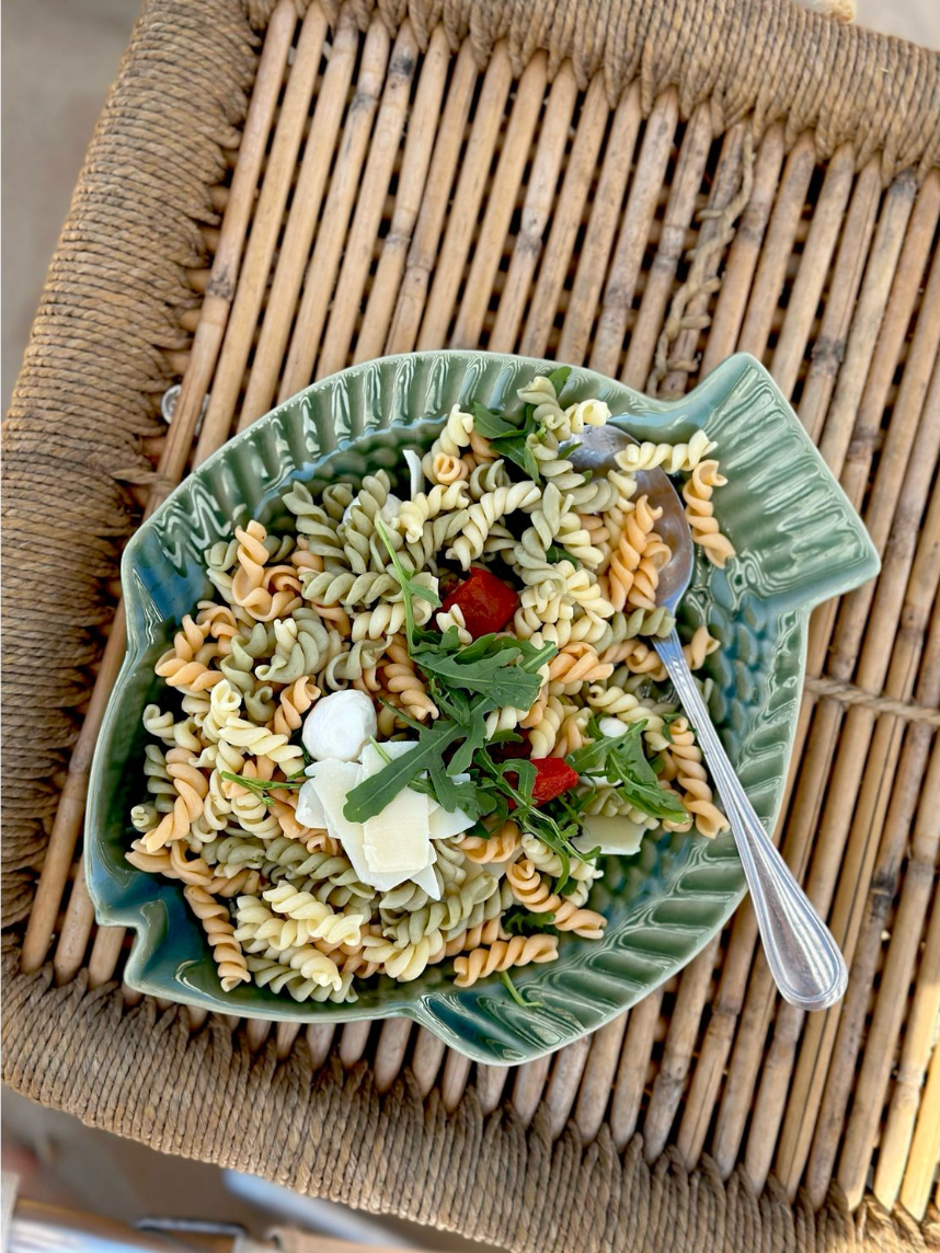 Fish plate in green — 28 cm