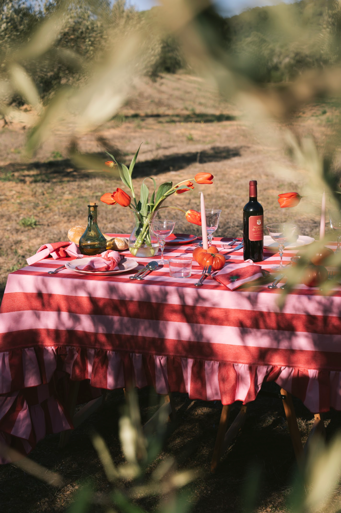 Tablecloth - Lucette Red - Red Tulips