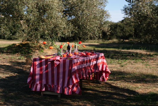 Tablecloth - Lucette Red - Red Tulips